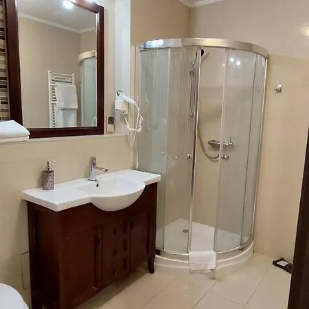 Diva Prywatny Superol شقة *